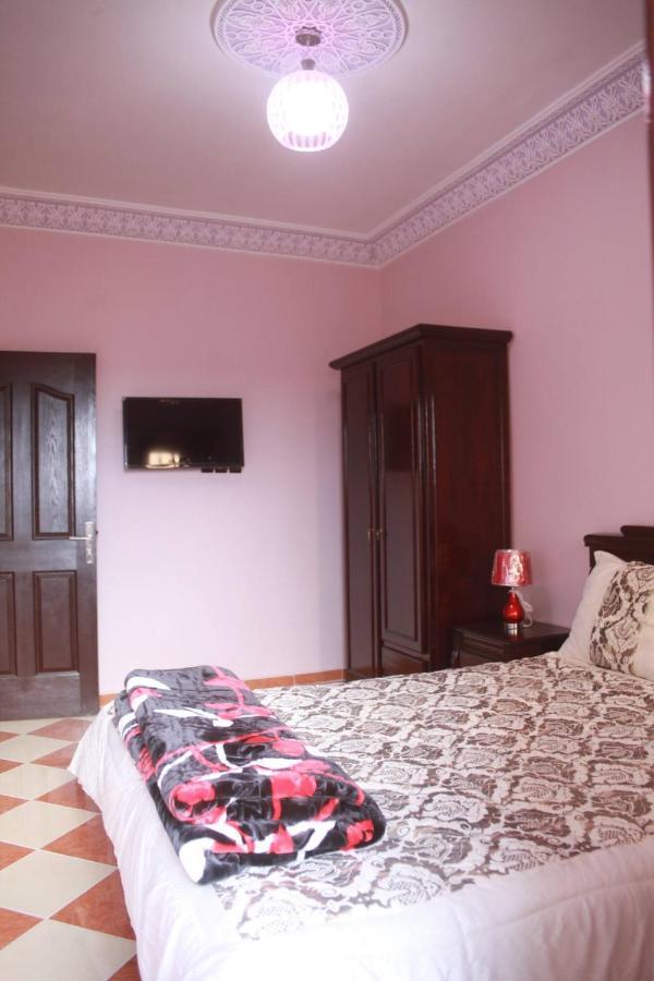 Residence Dikre Варзазат Екстериор снимка