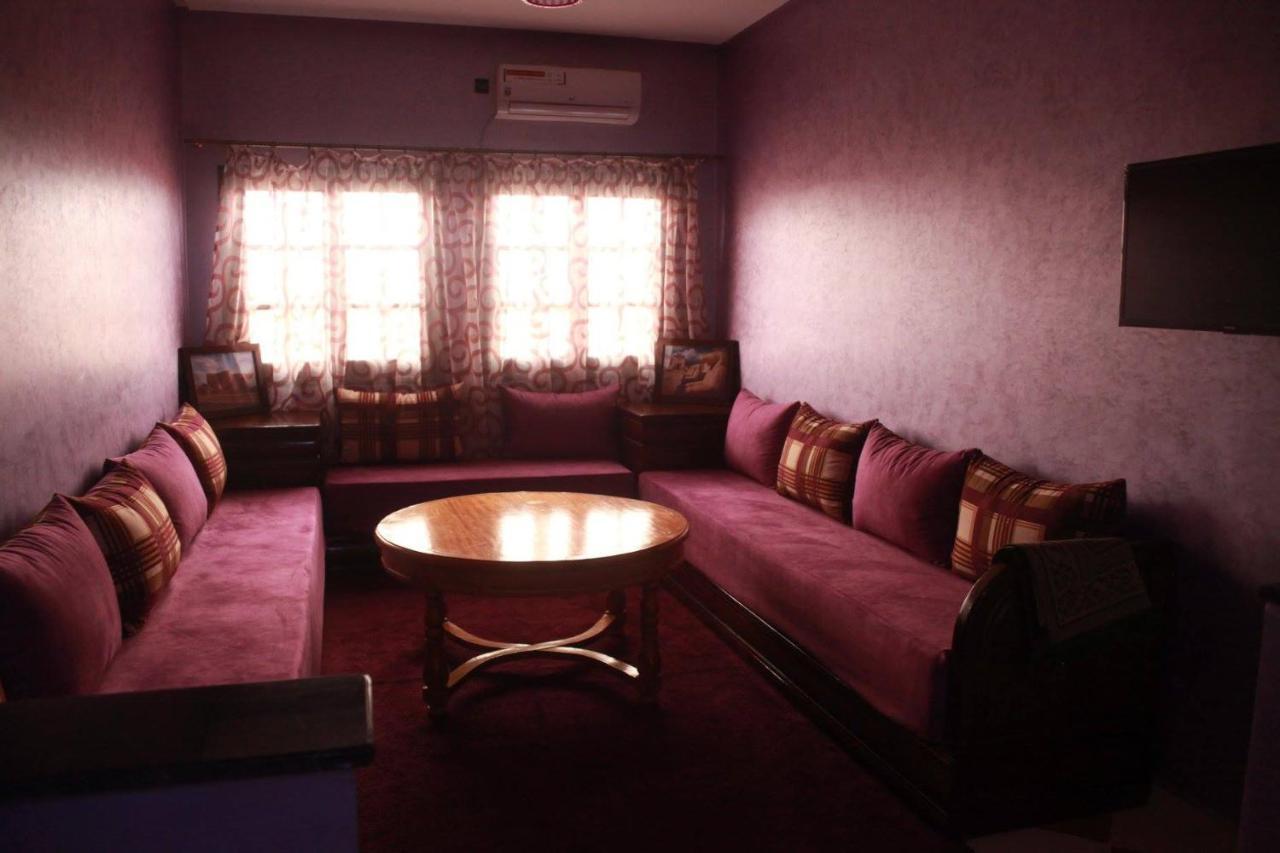 Residence Dikre Варзазат Екстериор снимка
