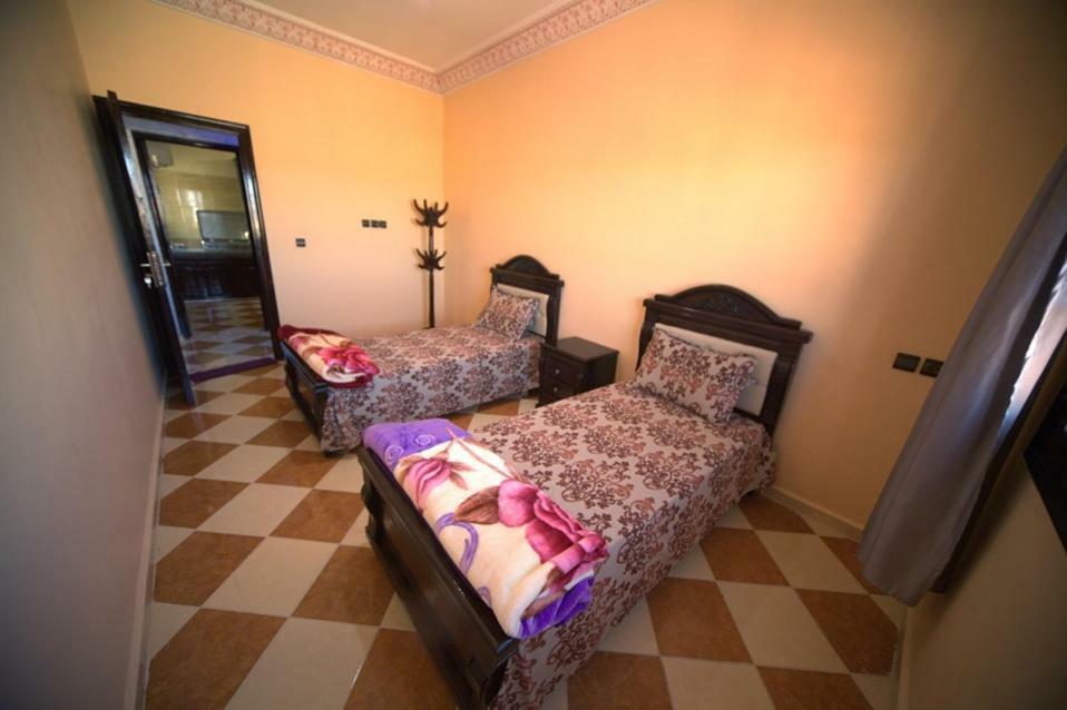 Residence Dikre Варзазат Екстериор снимка