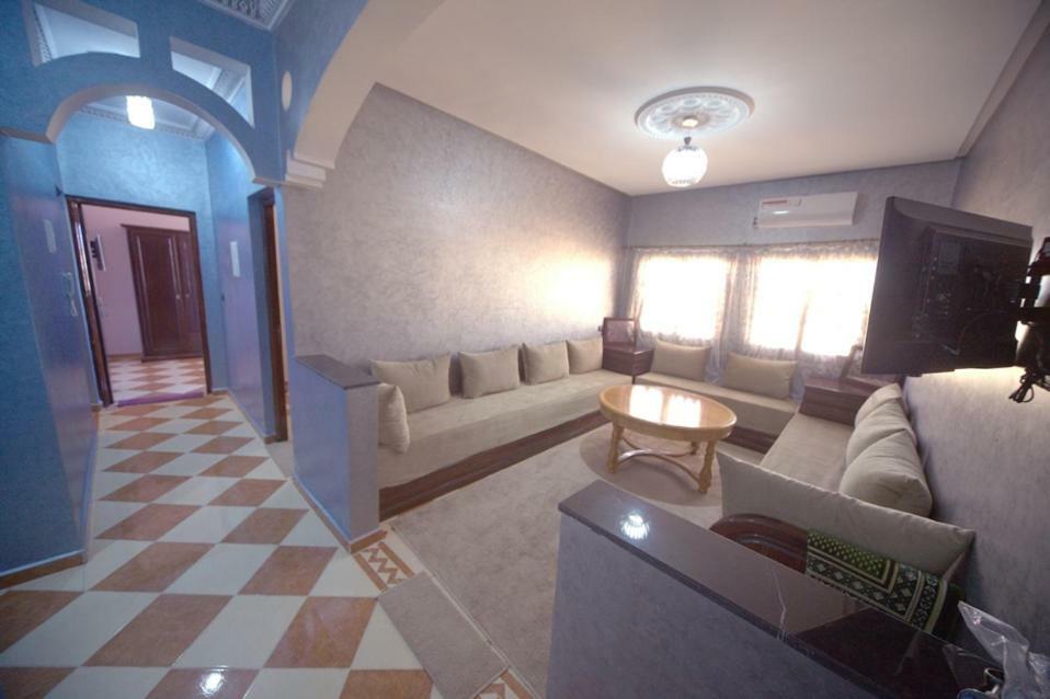 Residence Dikre Варзазат Екстериор снимка